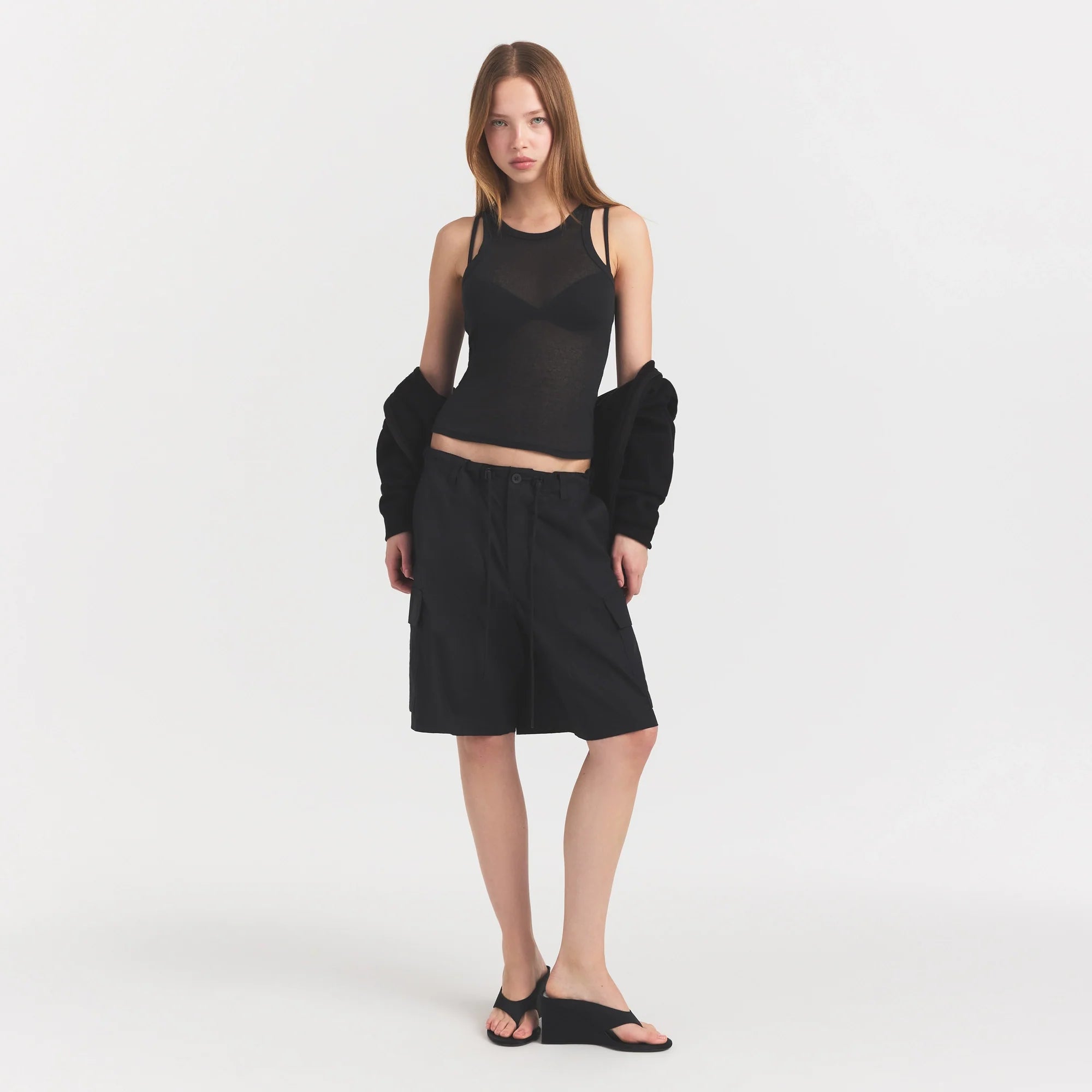 WOVEN COTTON OVERSIZED CARGO SHORT | ONYX